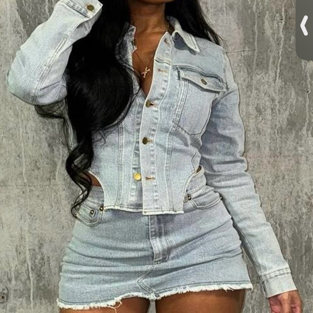 2 Piece Set Denim Wash Skirt and Top Sz LARGE
